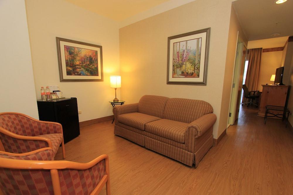 Holiday Inn Express Silao-Aeropuerto Bajio By Ihg Eksteriør billede