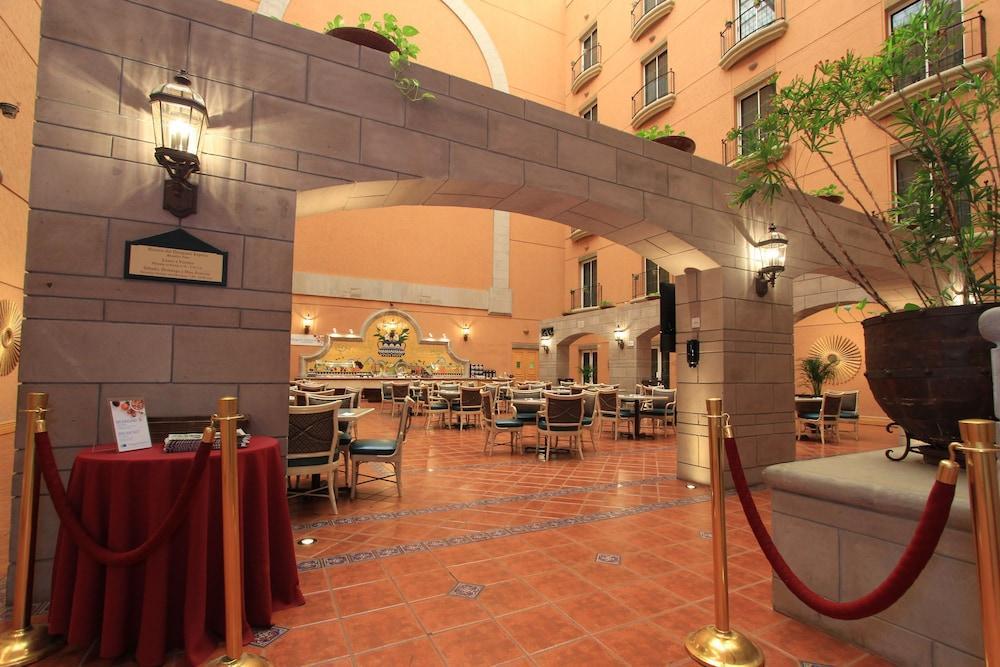 Holiday Inn Express Silao-Aeropuerto Bajio By Ihg Eksteriør billede