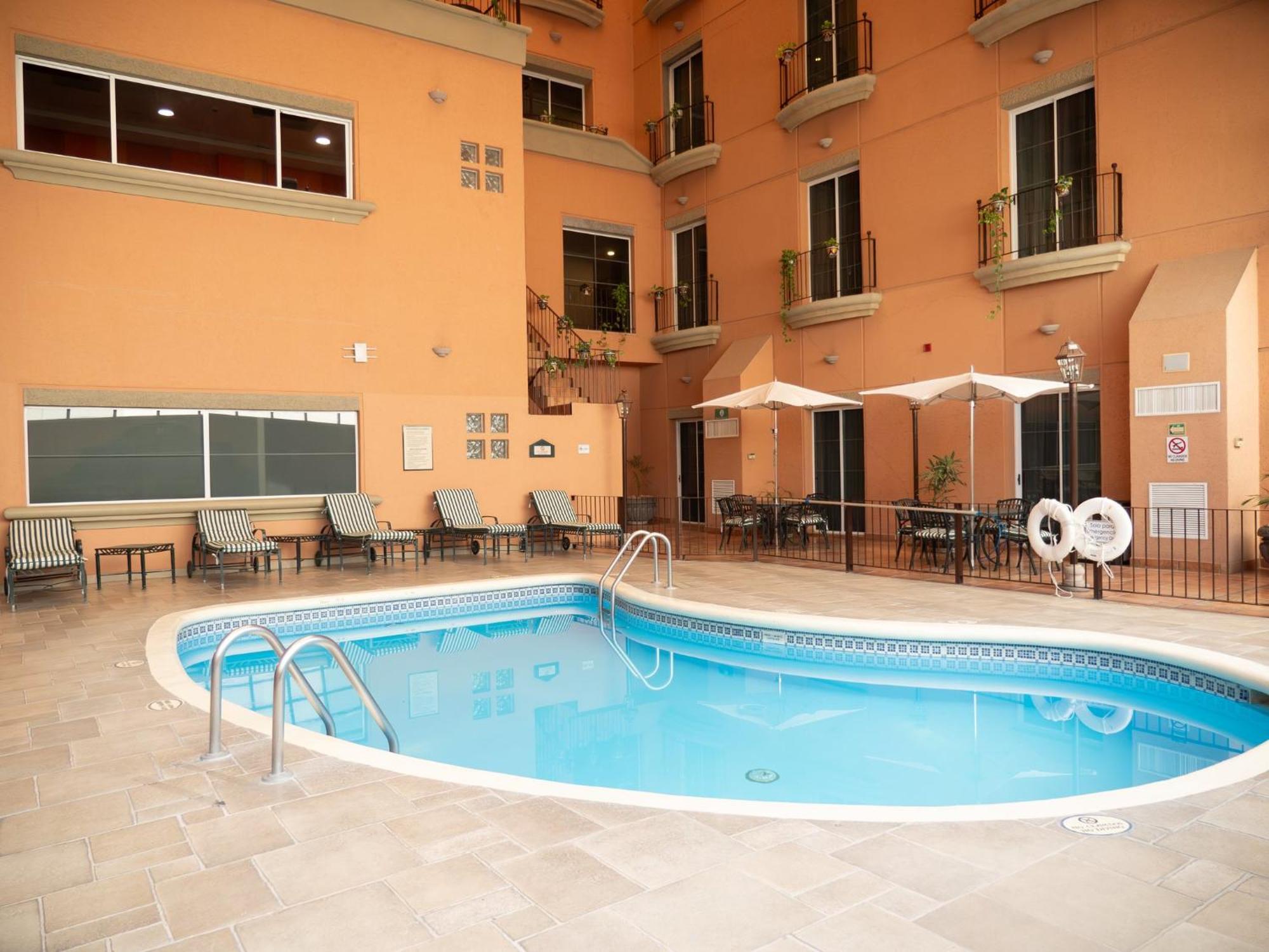 Holiday Inn Express Silao-Aeropuerto Bajio By Ihg Eksteriør billede