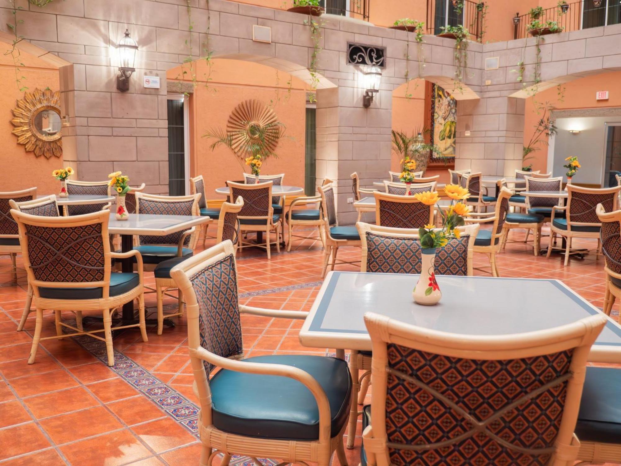 Holiday Inn Express Silao-Aeropuerto Bajio By Ihg Eksteriør billede