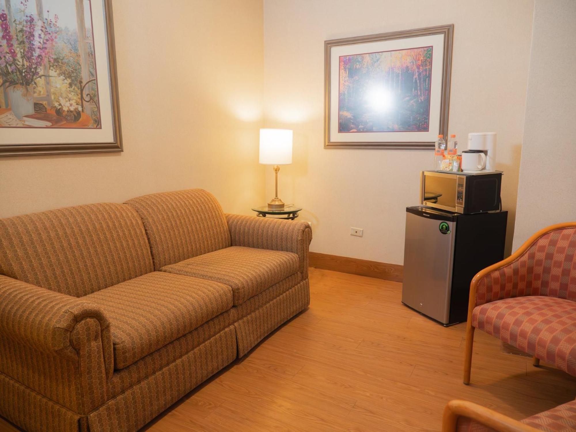 Holiday Inn Express Silao-Aeropuerto Bajio By Ihg Eksteriør billede