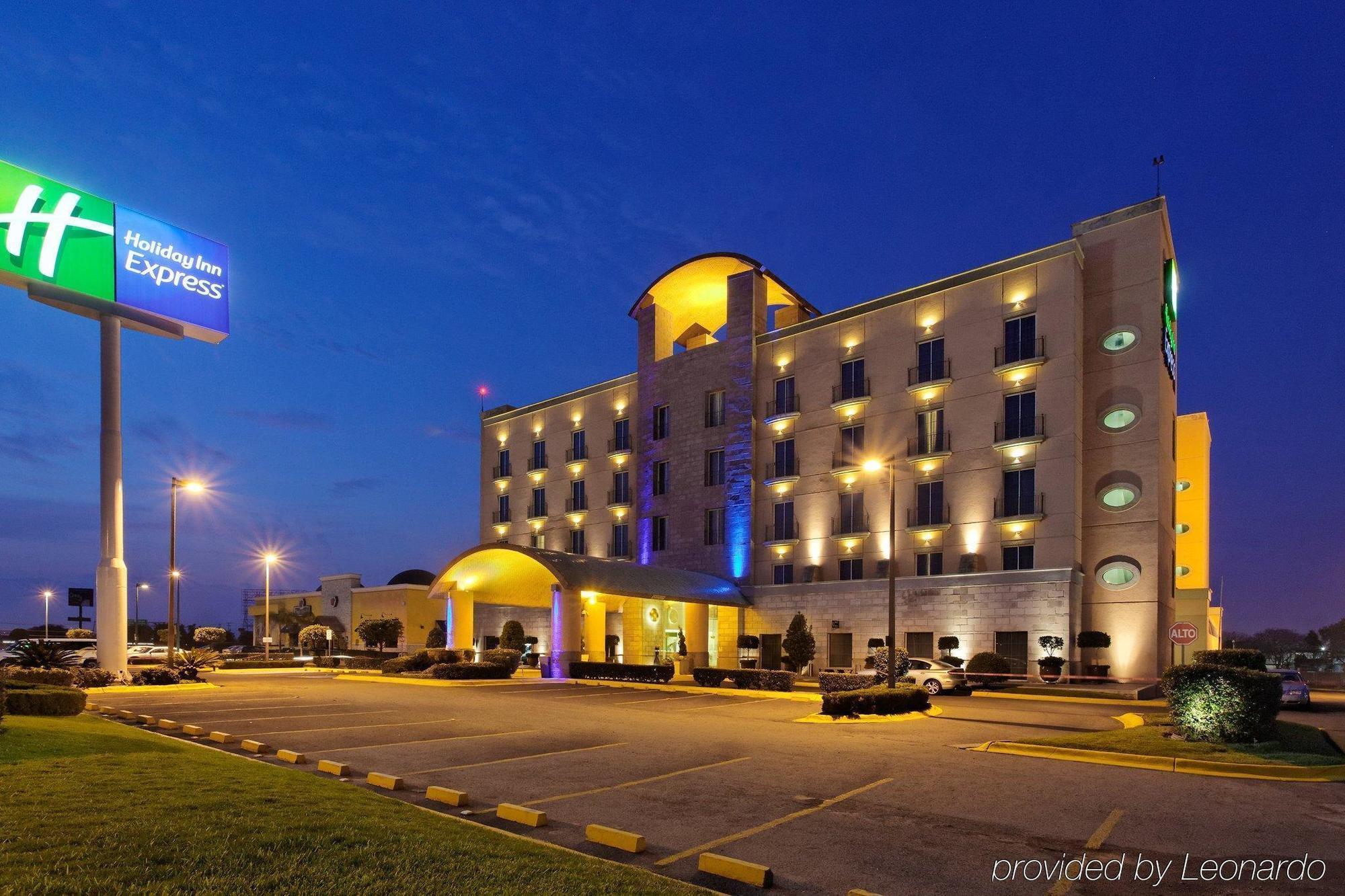 Holiday Inn Express Silao-Aeropuerto Bajio By Ihg Eksteriør billede